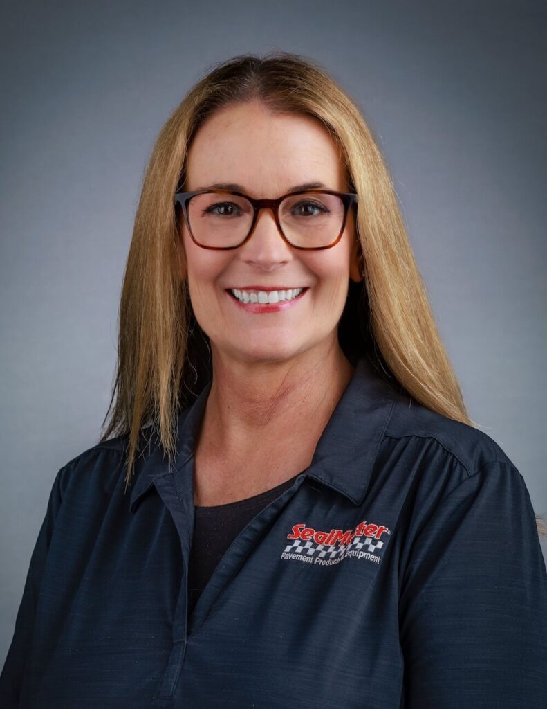 Kim Pennington-Lee headshot
